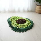 Tapis de fouille anti stress pour chien en forme d'avocat, jouet puzzle vert et marron conçu pour la stimulation mentale et l'enrichissement interactif.